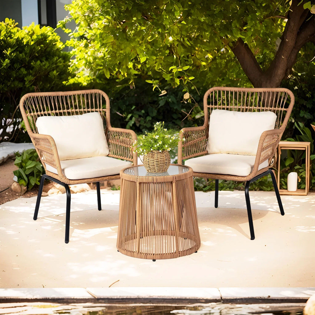 Nouveauté 2026 – Ensemble bistro de conversation 3 pièces Tappio pour patio, mobilier de jardin en rotin, table basse en verre et coussins, jaune/beige, idéal pour le jardin, le balcon, la terrasse ou la piscine