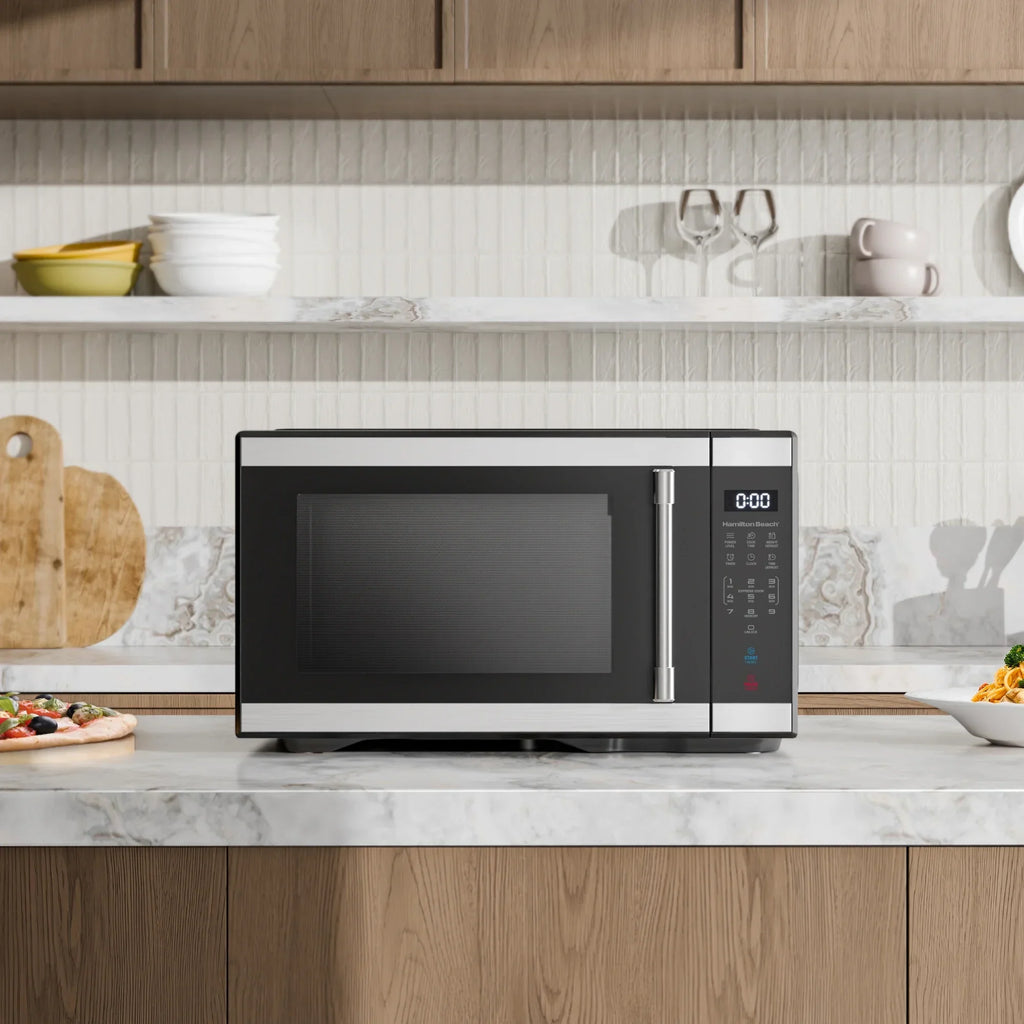 Nouveauté 2026 – Four à micro-ondes de comptoir Hamilton Beach , 1,1 pi³, noir et acier inoxydable