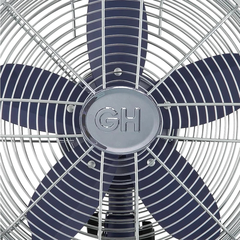 Nouveauté 2026 – Ventilateur de table rétro tout métal Good Housekeeping (92618) avec 3 vitesses, large oscillation et poignée de transport