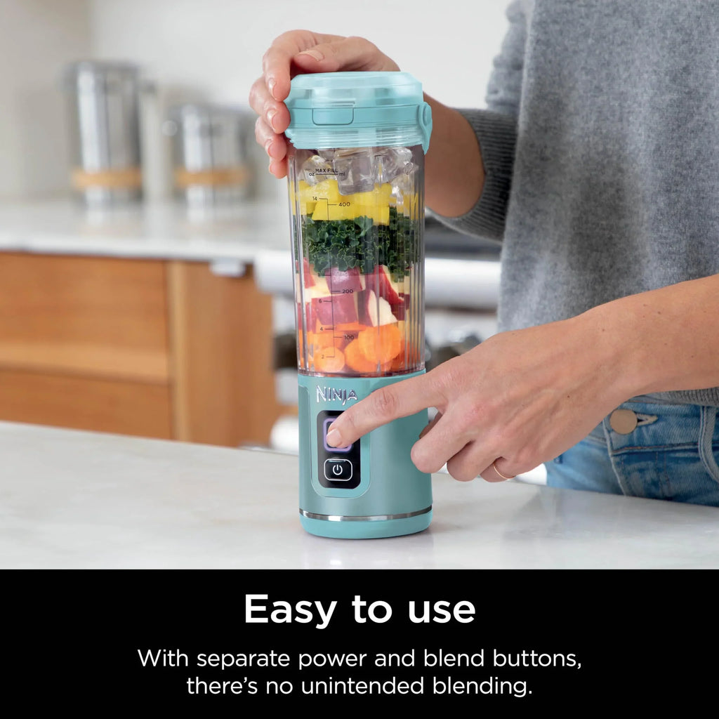 Nouveauté 2026 – Blender portable Ninja Blast , sans fil, bol de 532 ml (18 oz), blender individuel pour milkshakes et smoothies, sans BPA, couvercle étanche et bec verseur, rechargeable par USB-C, pièces compatibles lave-vaisselle, violet métallisé