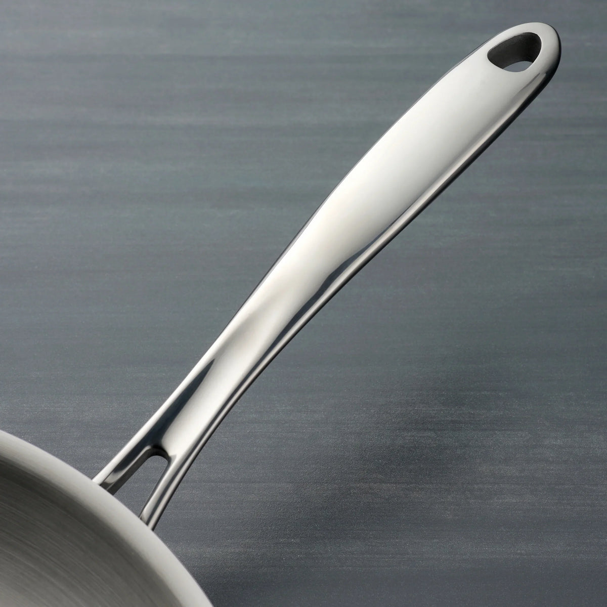 Nouveauté 2026 – Ensemble de 14 pièces de batterie de cuisine Tramontina en acier inoxydable triple couche avec couvercles en verre