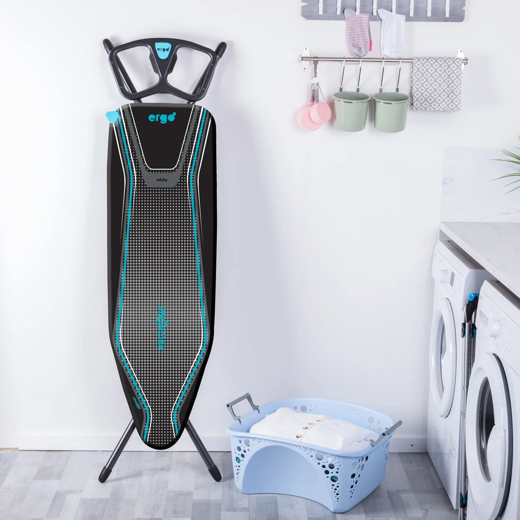 Nouveauté 2026 – Table à repasser Minky Homecare Ergo bleue