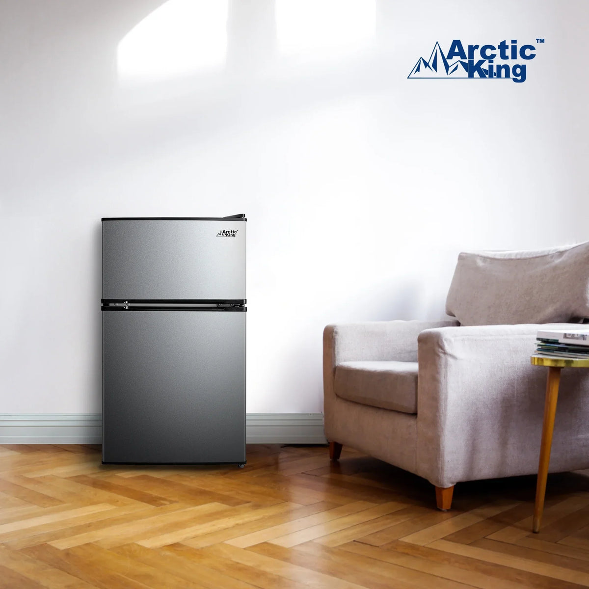 Nouveauté 2026 – Mini-réfrigérateur à deux portes Arctic King 3,2 pi³ avec congélateur, acier inoxydable, E-Star