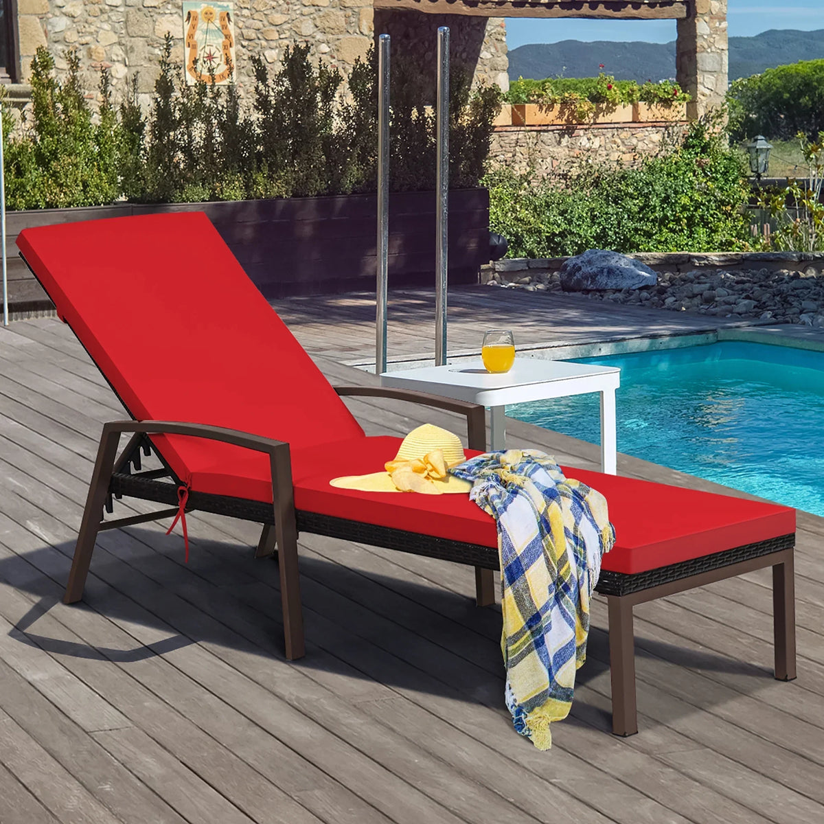 Nouveauté 2026 – Costway Lot de 2 chaises longues de patio en rotin, dossier inclinable, coussin réglable, rouge