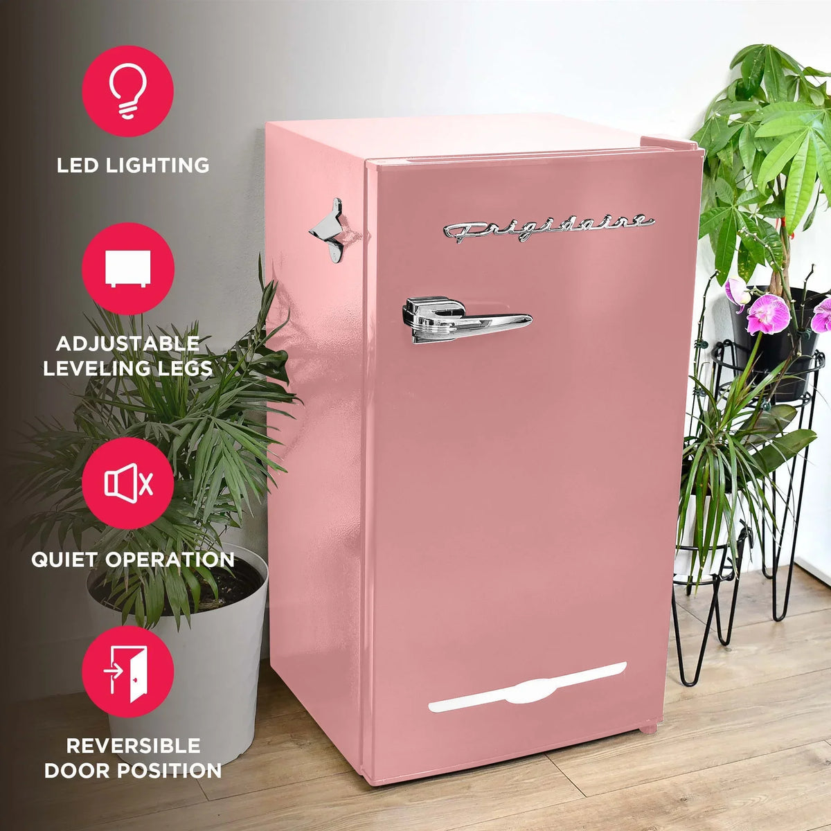 Nouveauté 2026 – Réfrigérateur de bar rétro Frigidaire EFR376-C-PINK 3,2 pi³ (rose), 65 watts, avec ouvre-bouteille latéral