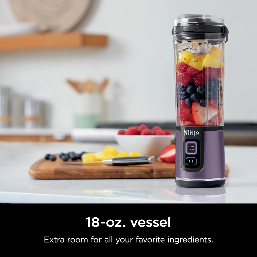 Nouveauté 2026 – Blender portable Ninja Blast , sans fil, bol de 532 ml (18 oz), blender individuel pour milkshakes et smoothies, sans BPA, couvercle étanche et bec verseur, rechargeable par USB-C, pièces compatibles lave-vaisselle, violet métallisé