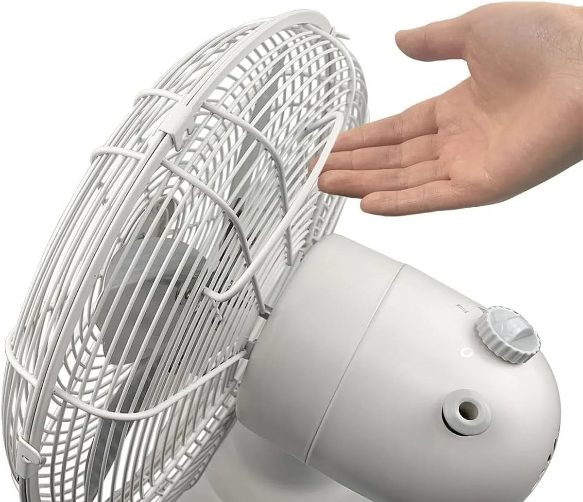 Nouveauté 2026 – Ventilateur de table rétro tout métal Good Housekeeping (92618) avec 3 vitesses, large oscillation et poignée de transport