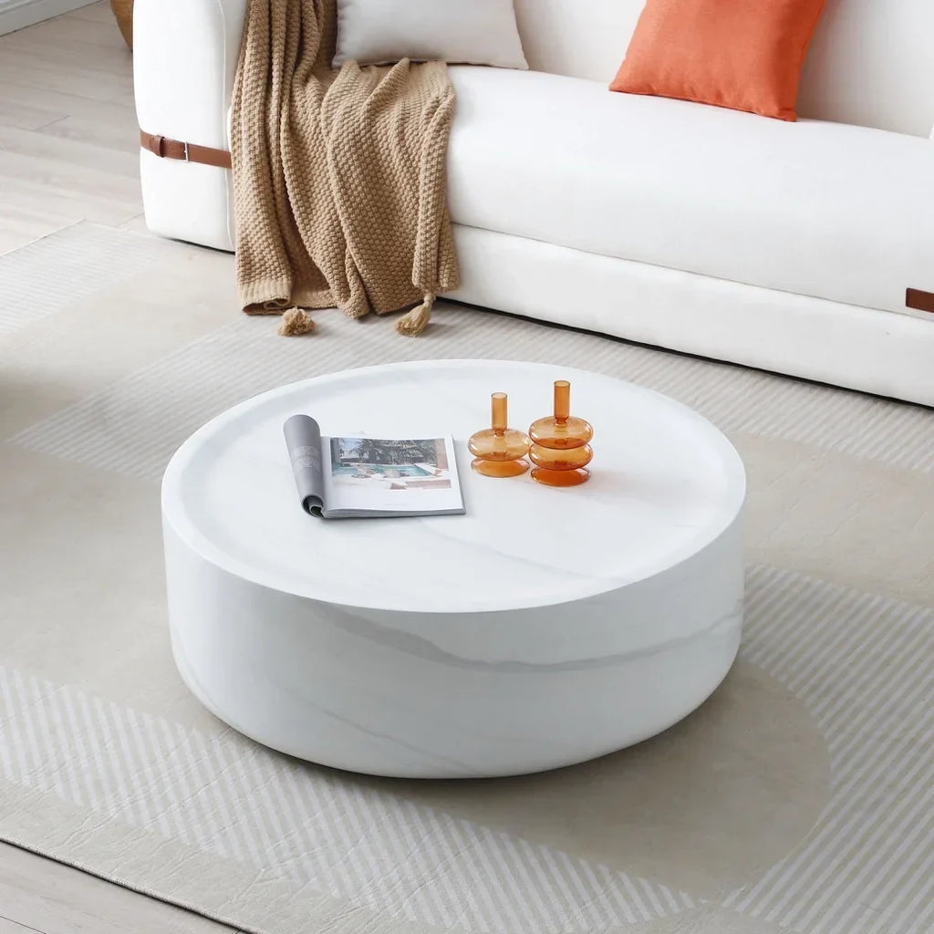 Nouveauté 2026 – Table basse ronde 31,49'' avec texture marbre, table basse circulaire moderne en fibre de verre, table d'appoint pour salon ou extérieur, livrée montée, finition marbre