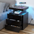Nouveauté 2026 – Table de chevet LED Hommpa avec station de charge sans fil, ports USB Type-C, 3 tiroirs, finition laquée noire, style moderne et élégant, hauteur 68 cm (26,8 pouces). Idéale pour la chambre à coucher