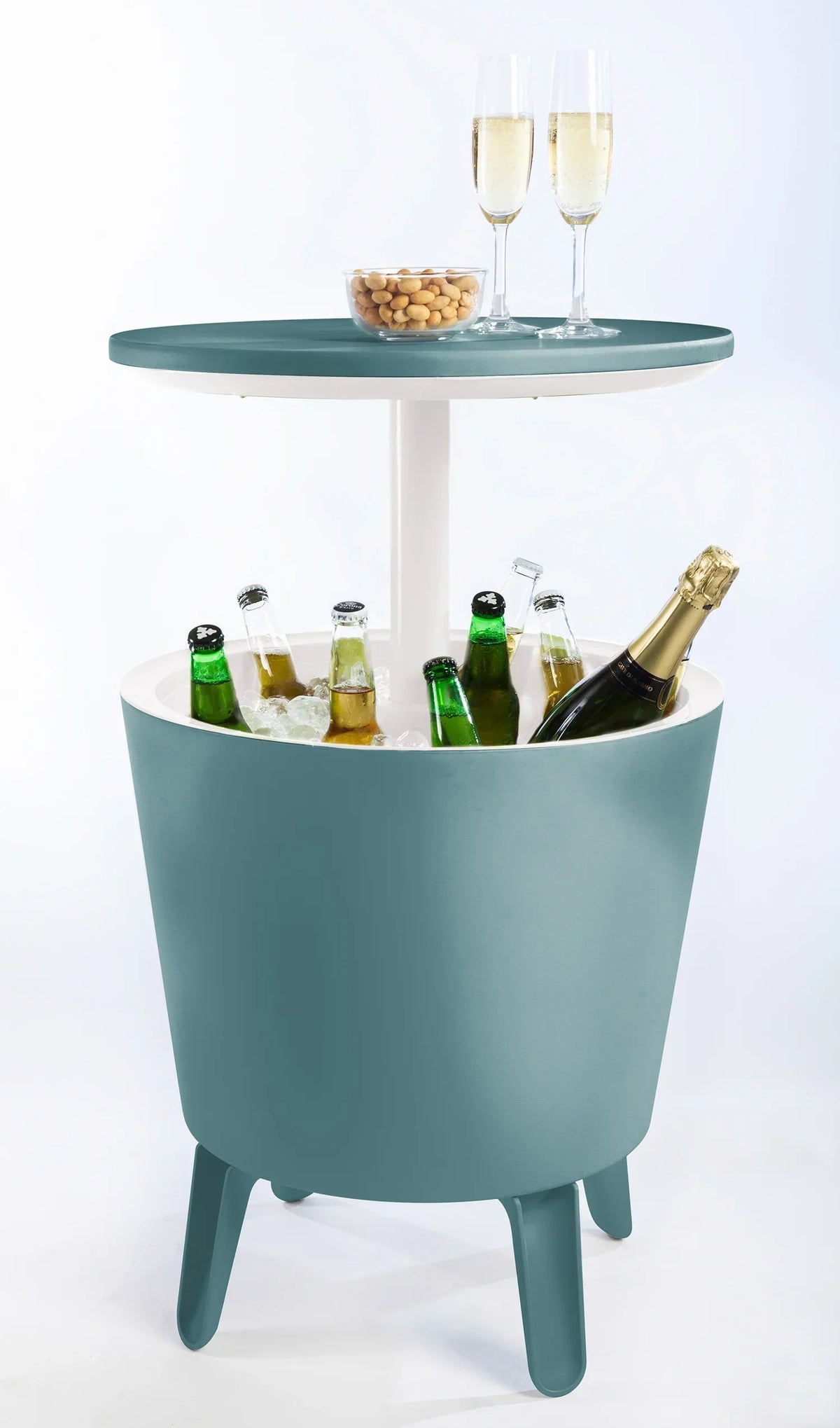 Nouveauté 2026 – Table d'appoint et bar isotherme Keter Pacific Cool Bar 2 en 1 de 28 litres (7,5 gallons), résistante aux intempéries, en résine durable, aspect rotin marron