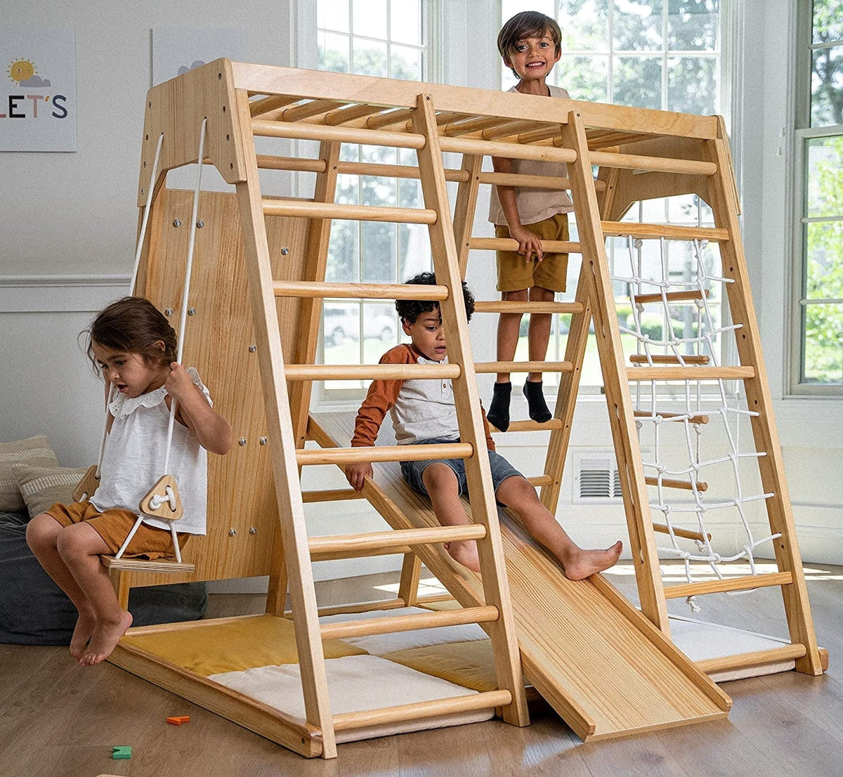 Nouveauté 2026 – Avenlur Aire de jeux intérieure pour tout-petits et enfants - Structure en bois véritable 6 en 1 avec toboggan, mur d'escalade, corde à grimper, barres de singe, balançoire et échelle. Un espace de jeux amusant pour les enfants