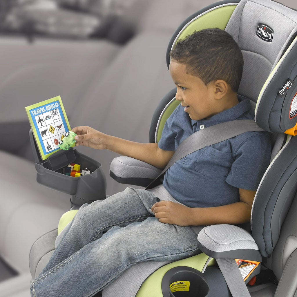 Nouveauté 2026 – Siège auto rehausseur 2-en-1 Chicco KidFit Zip Plus avec ceinture de sécurité - Taurus (noir/gris). Neuf