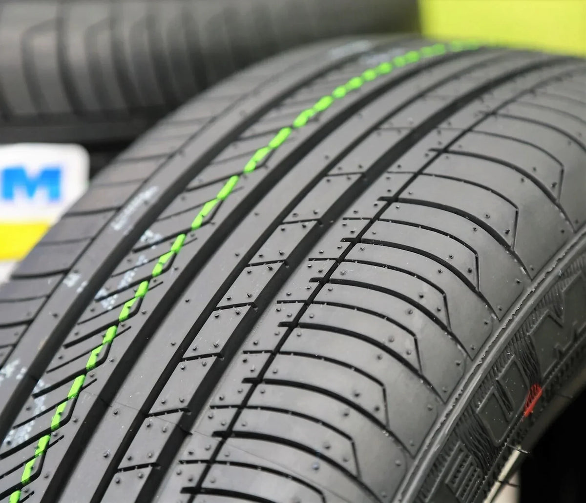 Nouveauté 2026 – Ensemble de 4 pneus Forceum Ecosa 175/70R13 82H toutes saisons