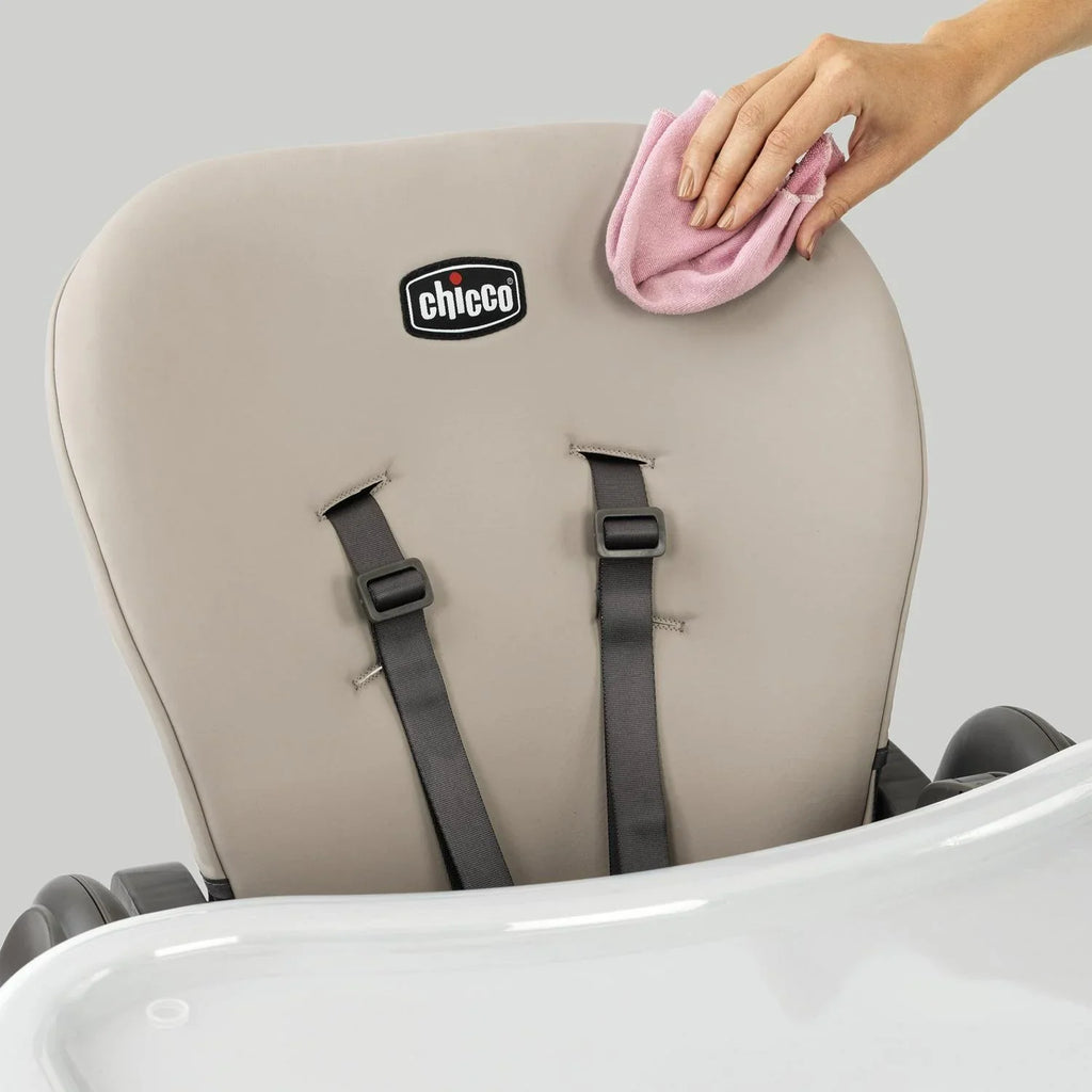 Nouveauté 2026 – Chaise haute pliable et facile à nettoyer Chicco Polly - Taupe (Beige). Neuve