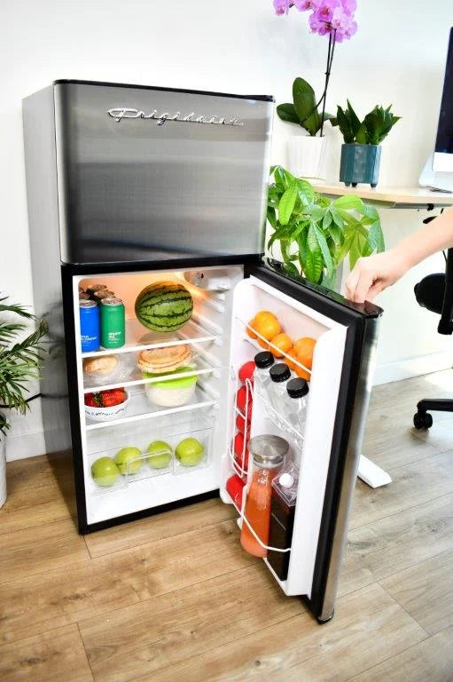 Nouveauté 2026 – Réfrigérateur compact Frigidaire 2 portes, 4,5 pi³, finition chromée, EFR451, platine