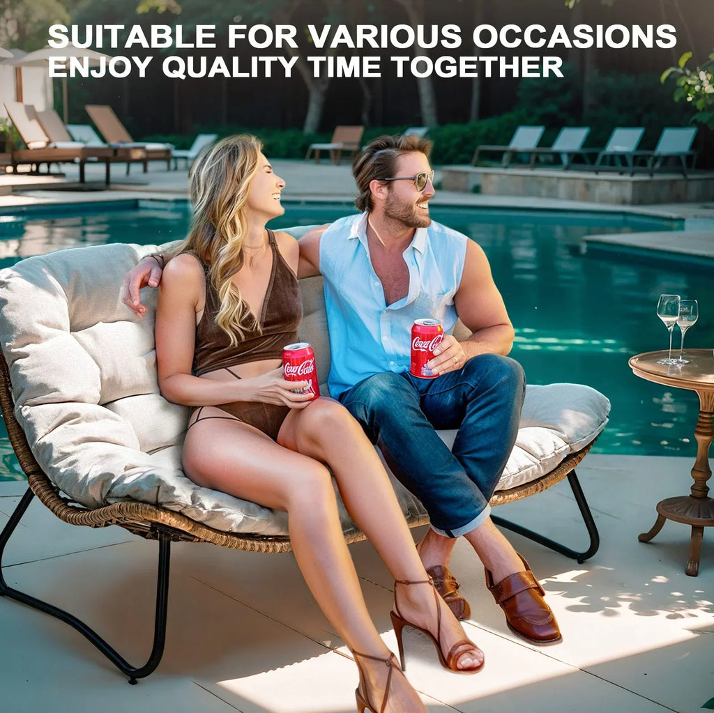 Nouveauté 2026 – Canapé deux places de patio Crestlive Products , grand meuble en rotin résistant aux intempéries avec coussins moelleux, canapé d'extérieur pour balcon, piscine, jardin (beige