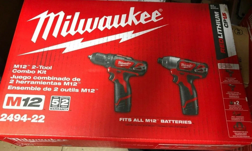 Nouveauté 2026 – Kit Milwaukee 2494-22 avec batterie compacte M12 2,0 Ah offerte