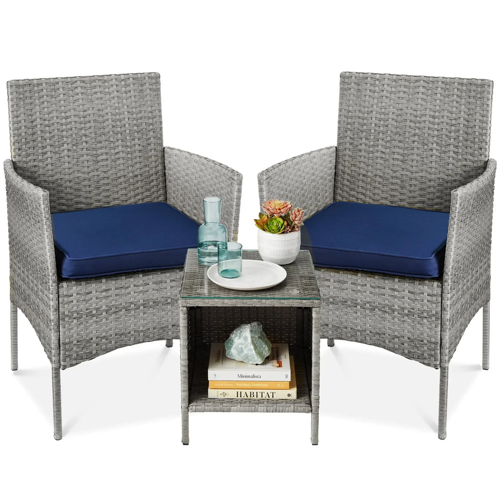 Nouveauté 2026 – Ensemble bistro de jardin 3 pièces en résine tressée Best Choice Products , avec 2 chaises et une table - Gris/Bleu marine