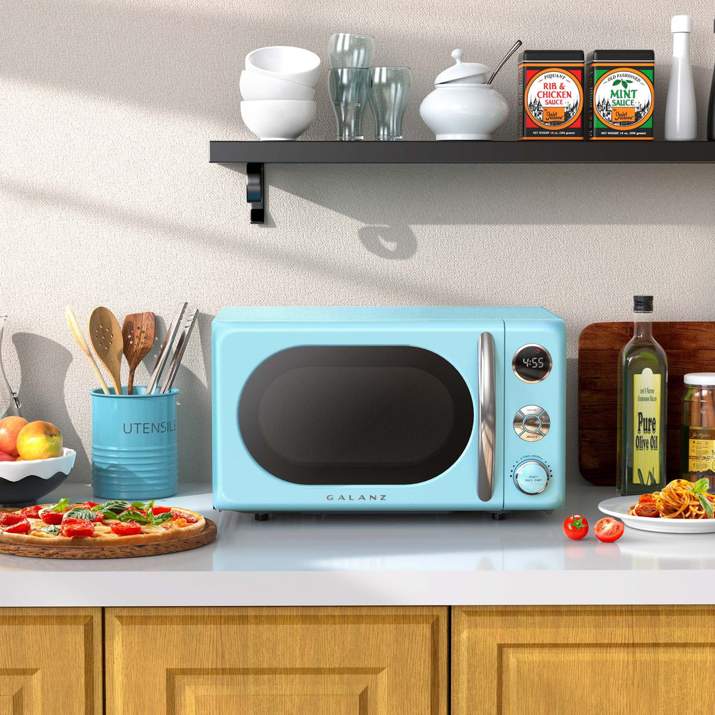 Nouveauté 2026 – Four à micro-ondes de comptoir rétro Galanz 0,7 pi³ , 700 watts, bleu, neuf