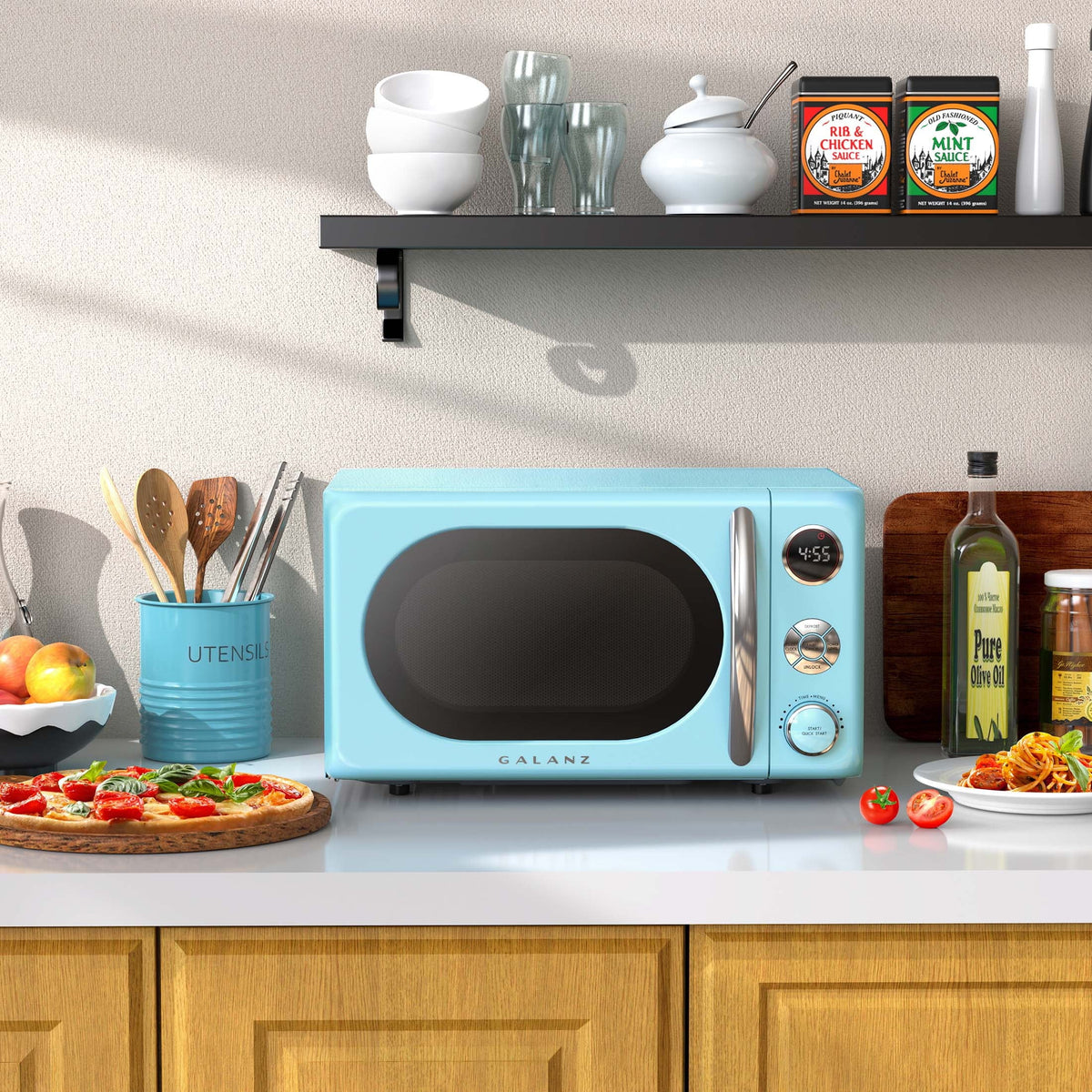 Nouveauté 2026 – Four à micro-ondes de comptoir rétro Galanz 0,7 pi³ , 700 watts, bleu, neuf