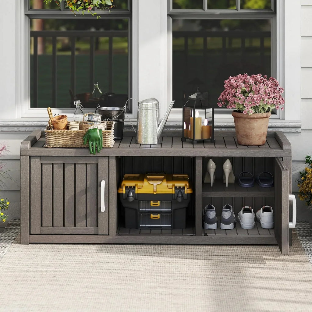 Nouveauté 2026 – Meuble de rangement à chaussures d'extérieur KAMABOKO , banc de rangement étanche et résistant aux UV pour entrée, intérieur et extérieur, avec 2 portes coulissantes de style grange et étagères réglables pour entrée, chambre, couloir