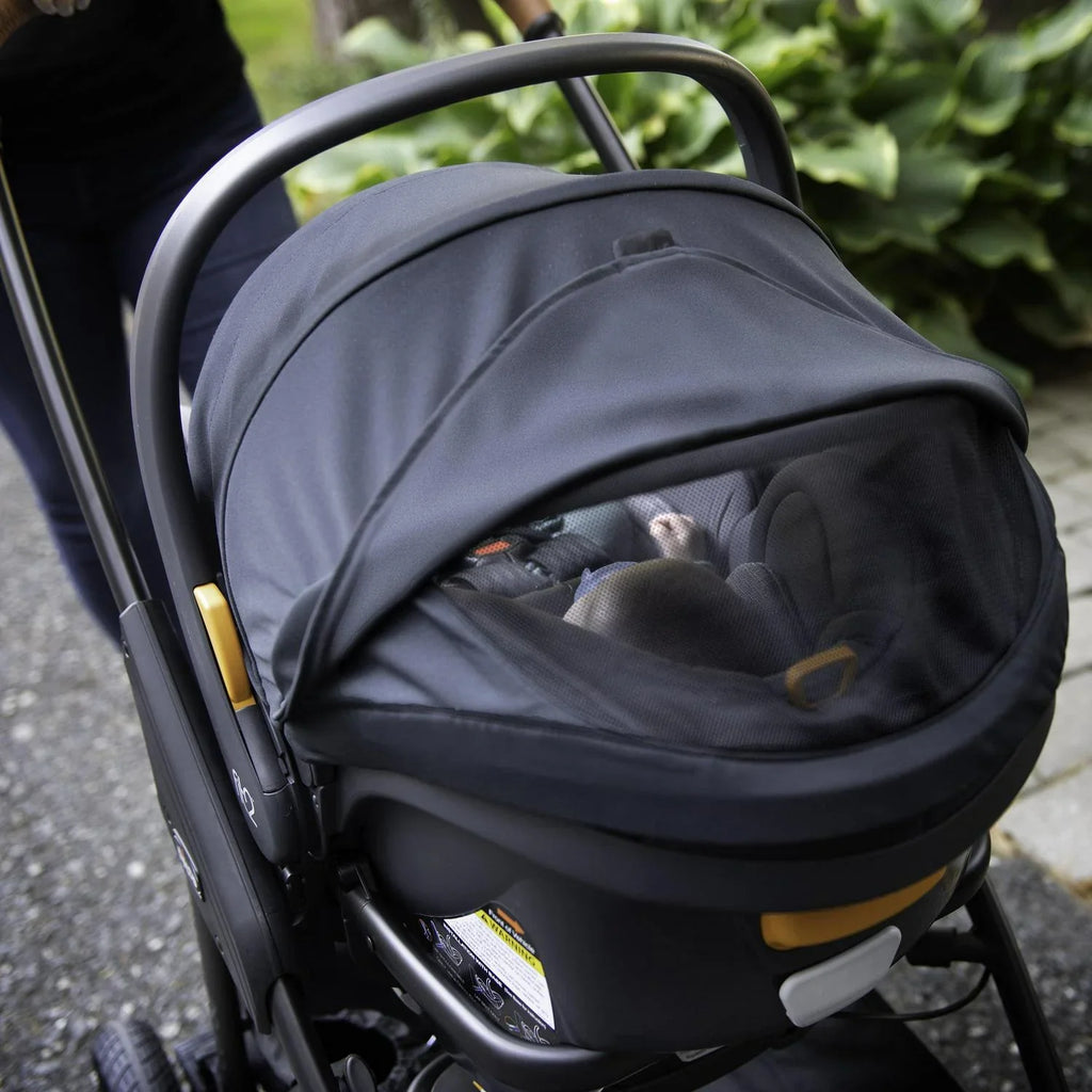 Nouveauté 2026 – Siège auto pour bébé et enfant Chicco Fit2 Adapt - Ember (Noir). Neuf