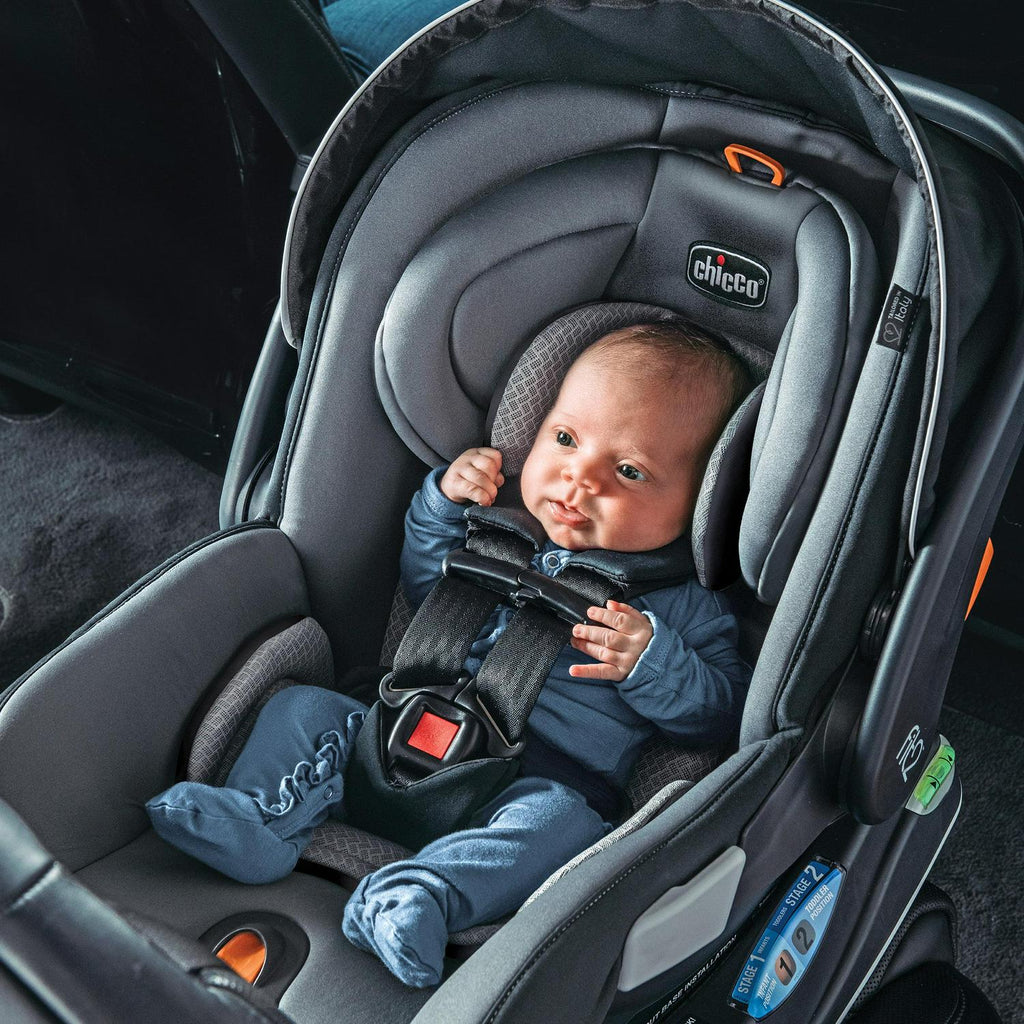 Nouveauté 2026 – Siège auto pour bébé et enfant Chicco Fit2 Adapt - Ember (Noir). Neuf