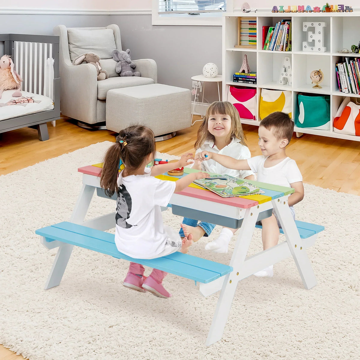 Nouveauté 2026 – Table de pique-nique 3 en 1 pour enfants Costway , en bois, avec bacs à sable et à eau, parasol et autres jeux, verte
