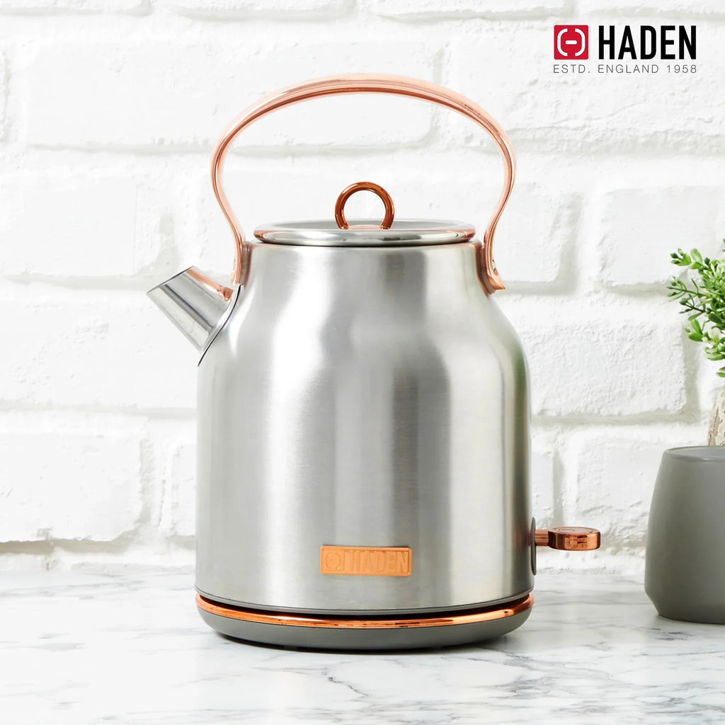 Nouveauté 2026 – Bouilloire électrique Haden Heritage 1500 1,7 W , finition noir mat avec accents cuivrés