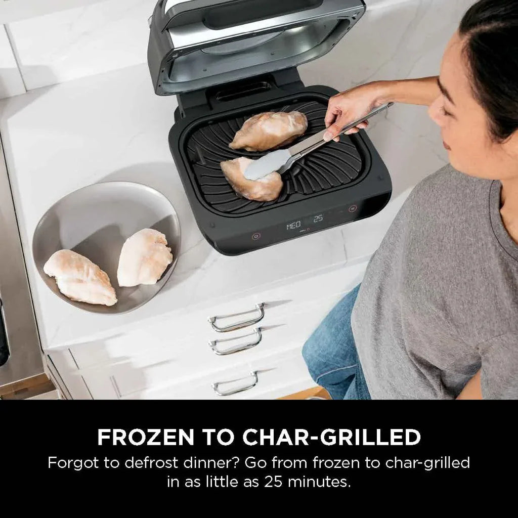 Nouveauté 2026 – Gril d'intérieur Foodi Smart XL 4 en 1 avec friteuse à air de 4 litres, rôtissage, cuisson au four et système de cuisson intelligent, FG550