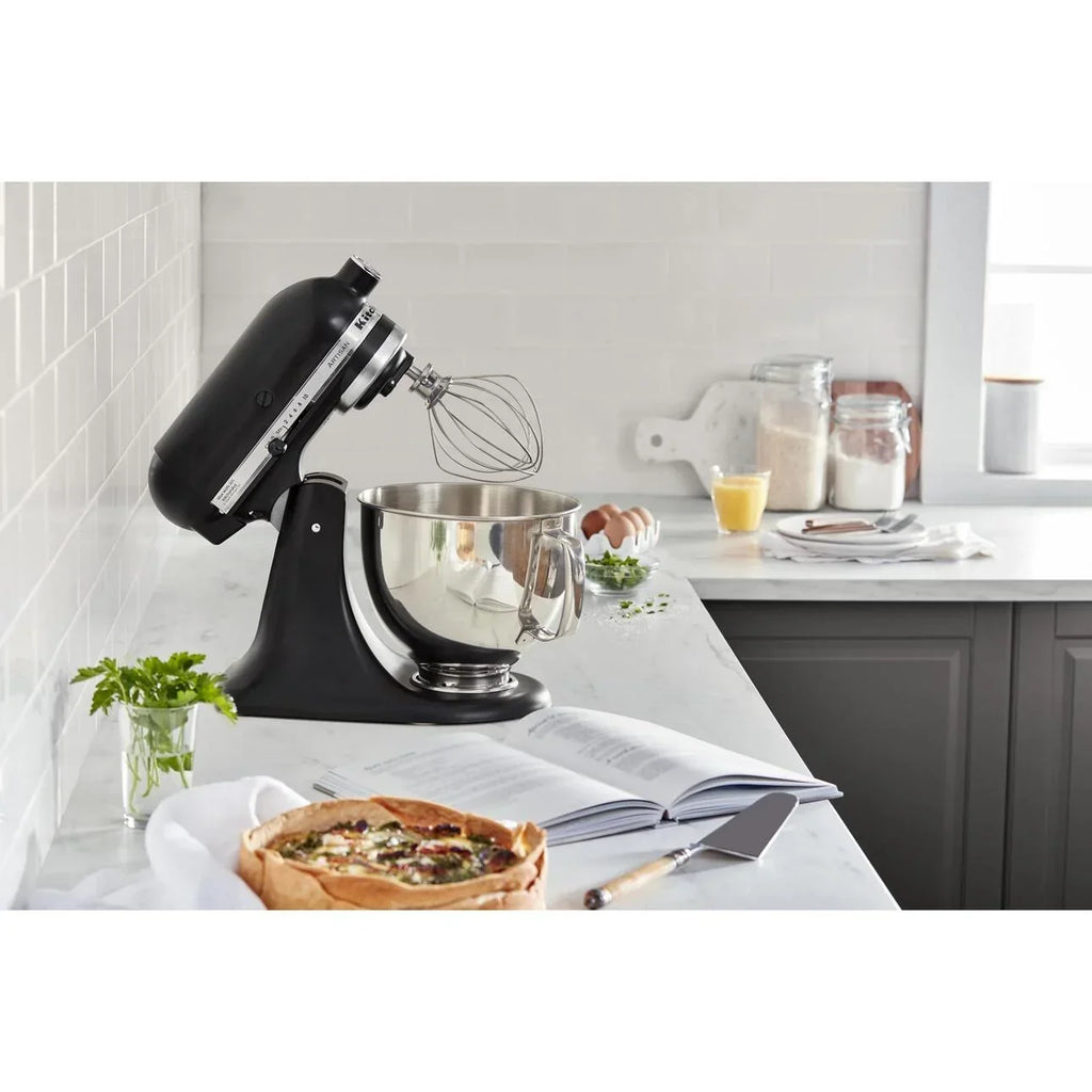 Nouveauté 2026 – Robot pâtissier KitchenAid Artisan Series 5 pintes à tête inclinable, coloris Wildflower, KSM156CXWF (édition
