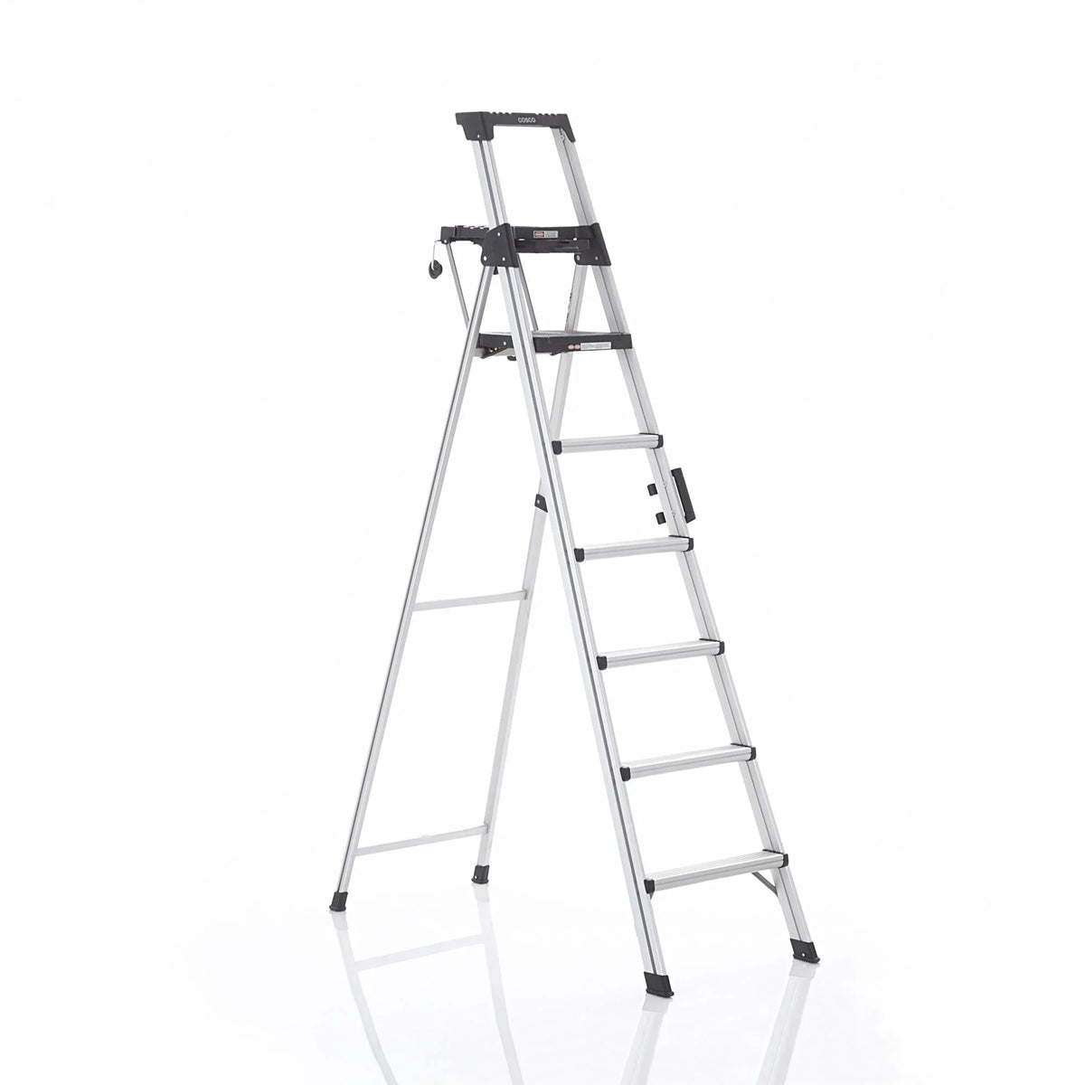 Nouveauté 2026 – Échelle pliante en aluminium Cosco Signature Series , 2,4 m (8 pi), capacité de charge 136 kg (300 lb), type IA (portée maximale de 3,7 m [12 pi]