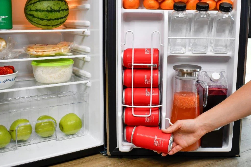 Nouveauté 2026 – Réfrigérateur compact Frigidaire 2 portes, 4,5 pi³, finition chromée, EFR451, platine