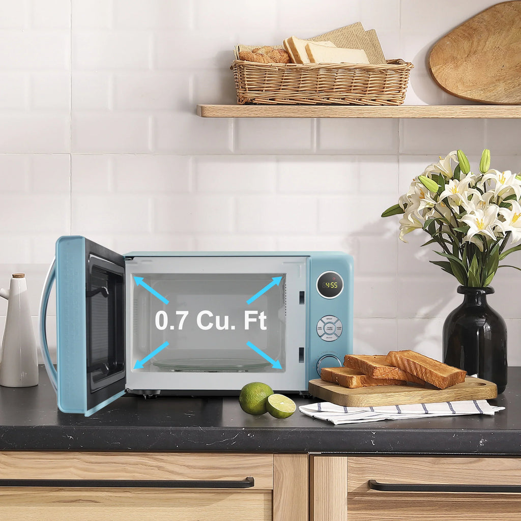 Nouveauté 2026 – Four à micro-ondes de comptoir rétro Galanz 0,7 pi³ , 700 watts, bleu, neuf