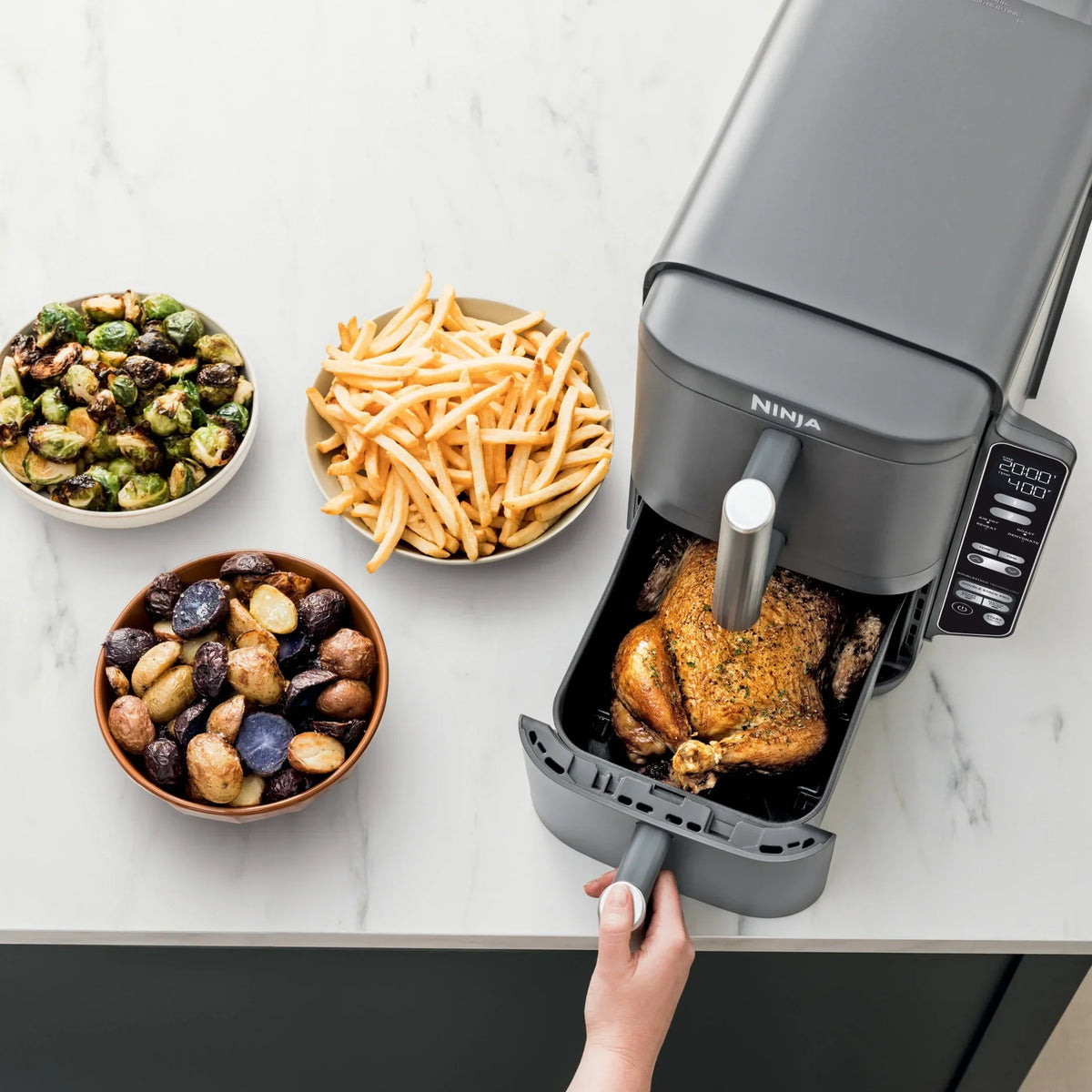Nouveauté 2026 – Friteuse à air Ninja DoubleStack XL à 2 paniers, technologie DoubleStack permettant de cuire 4 aliments simultanément, conception compacte, 10 pintes, 4 en 1, Smart Finish & Match Cook, SL400