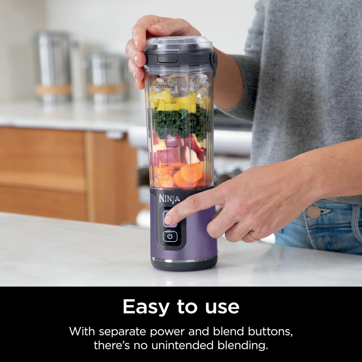 Nouveauté 2026 – Blender portable Ninja Blast , sans fil, bol de 532 ml (18 oz), blender individuel pour milkshakes et smoothies, sans BPA, couvercle étanche et bec verseur, rechargeable par USB-C, pièces compatibles lave-vaisselle, violet métallisé