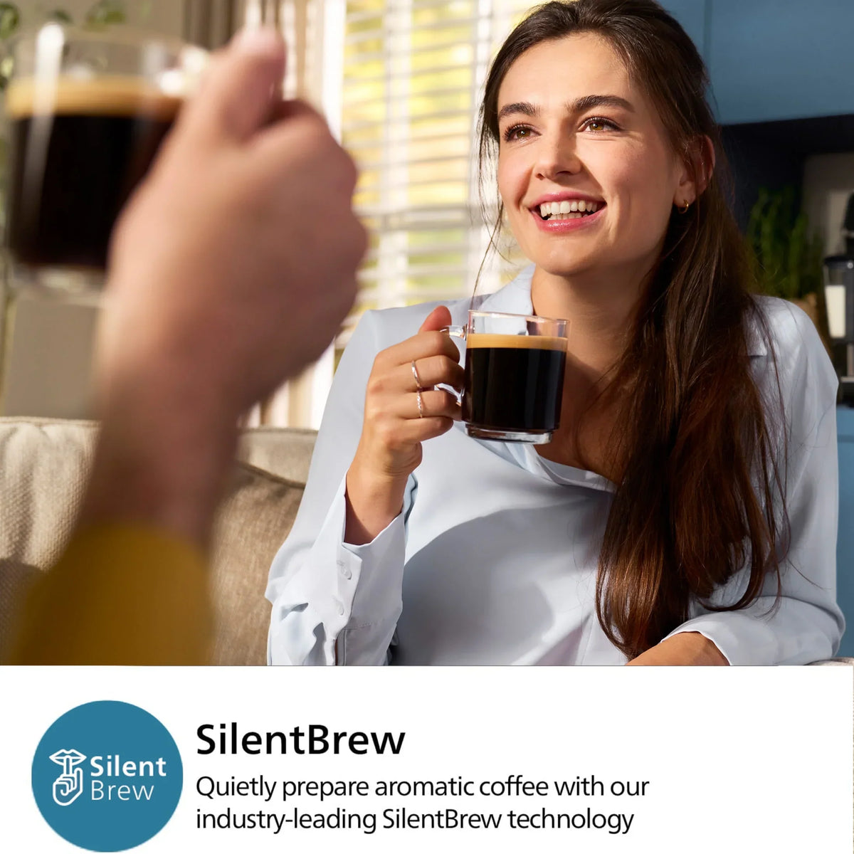 Nouveauté 2026 – Machine à expresso entièrement automatique Philips 3300 avec mousseur à lait LatteGo, noir et chrome