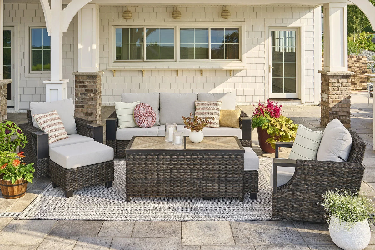 Nouveauté 2026 – Canapé d'extérieur en osier Rockport de Better Homes & Gardens , marron