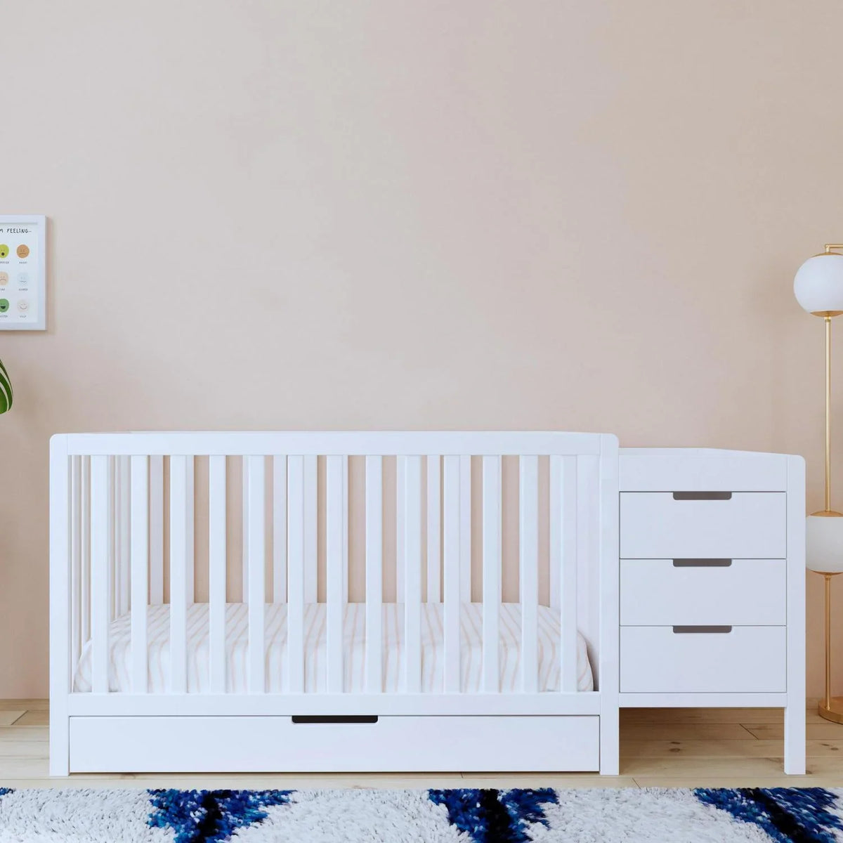 Nouveauté 2026 – Lit bébé convertible 4 en 1 avec table à langer intégrée Carter-s by DaVinci Colby, blanc