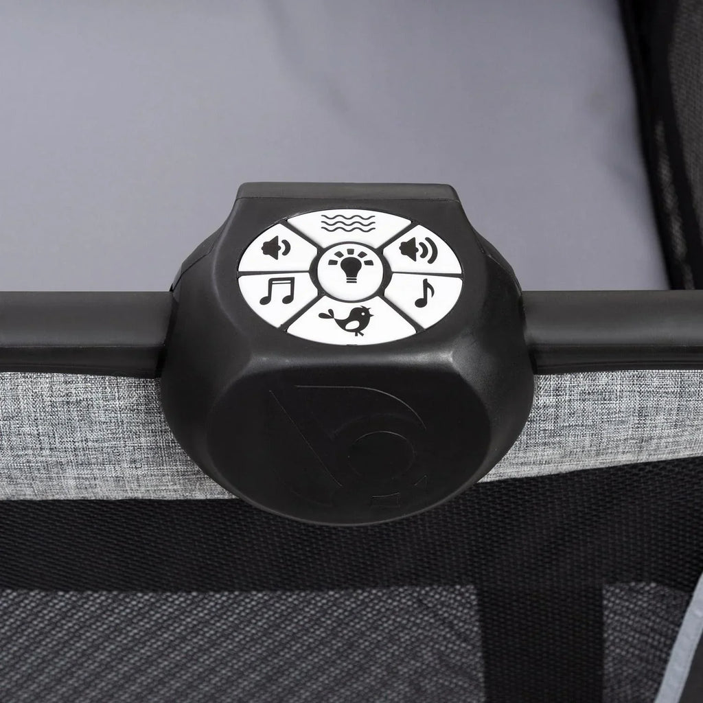 Nouveauté 2026 – Parc pour bébé Simply Smart Nursery Center de Baby Trend avec berceau et sac de transport - Gris murmure