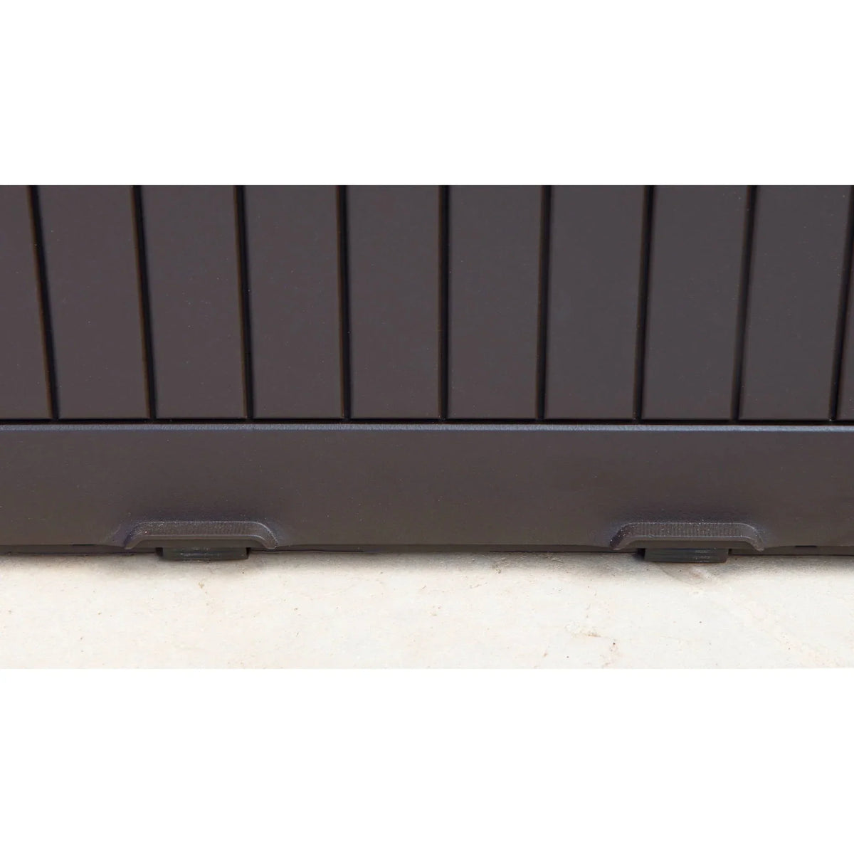 Nouveauté 2026 – Coffre de rangement extérieur Keter Comfy , 71 gallons, en résine, marron expresso