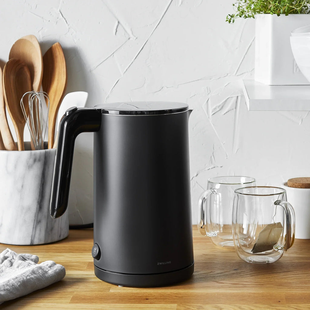 Nouveauté 2026 – Bouilloire électrique sans fil Enfinigy Cool Touch 1 litre ZWILLING , avec eau chaude instantanée - Noire