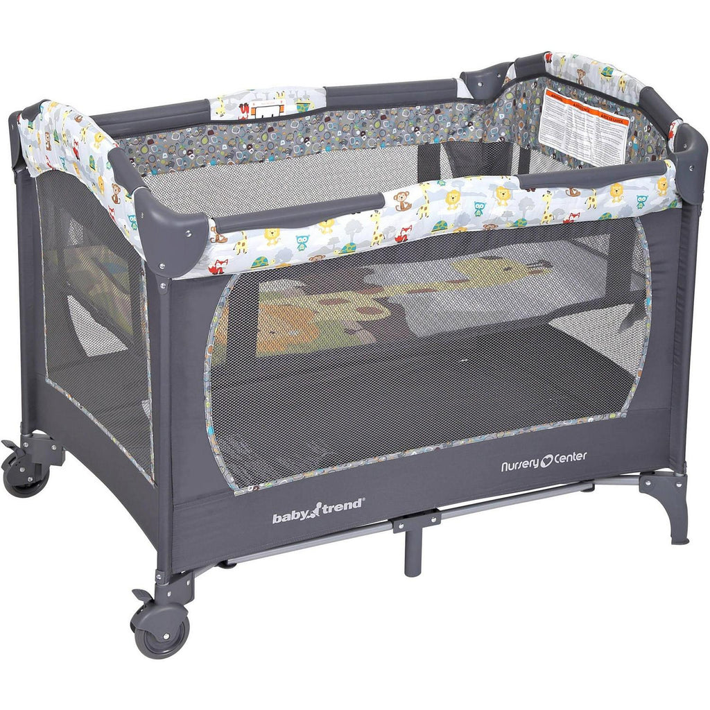 Nouveauté 2026 – Parc pour bébé Baby Trend avec mobile de jouets. Gris Tanzanie