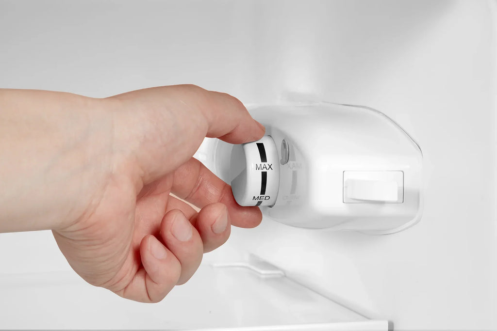 Nouveauté 2026 – Mini-réfrigérateur à deux portes Arctic King 3,2 pi³ avec congélateur, acier inoxydable, E-Star