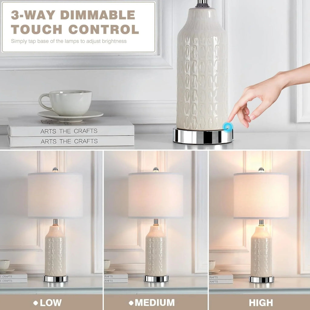 Nouveauté 2026 – Ensemble de 2 lampes de table Cinkeda pour salon et chambre à coucher, avec ports USB, prise secteur, intensité réglable à 3 niveaux, veilleuse tactile, style champêtre, motif floral blanc, lampes de chevet