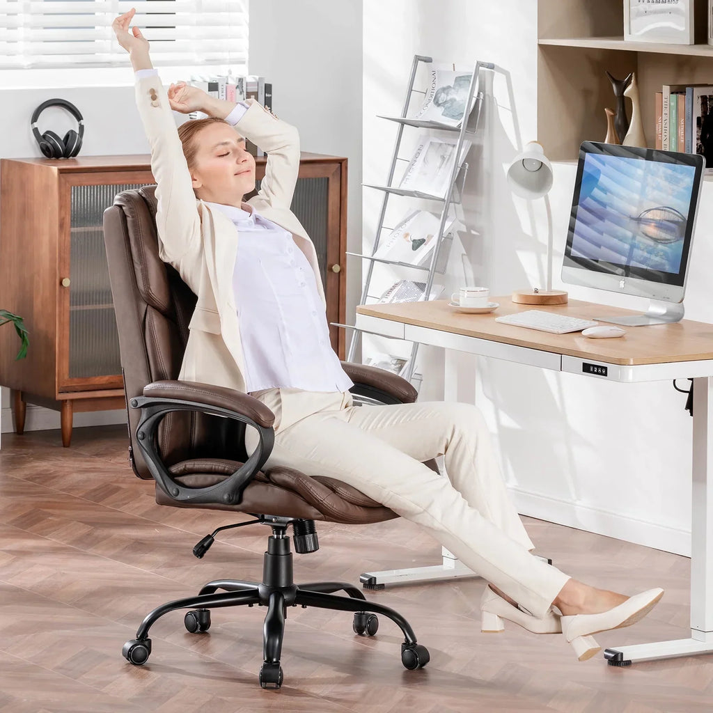Nouveauté 2026 – Fauteuil de bureau ergonomique Mainstays Executive à dossier haut en cuir noir