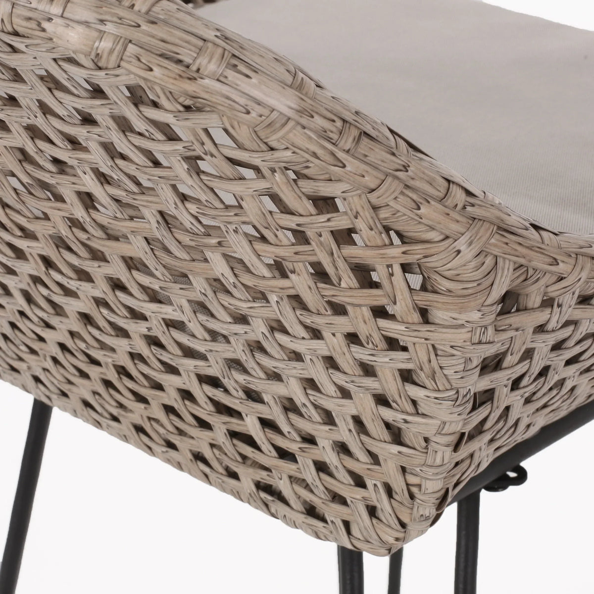 Nouveauté 2026 – Tabourets de bar d'extérieur Verano en résine tressée et métal avec coussin, lot de 4, coloris marron et beige