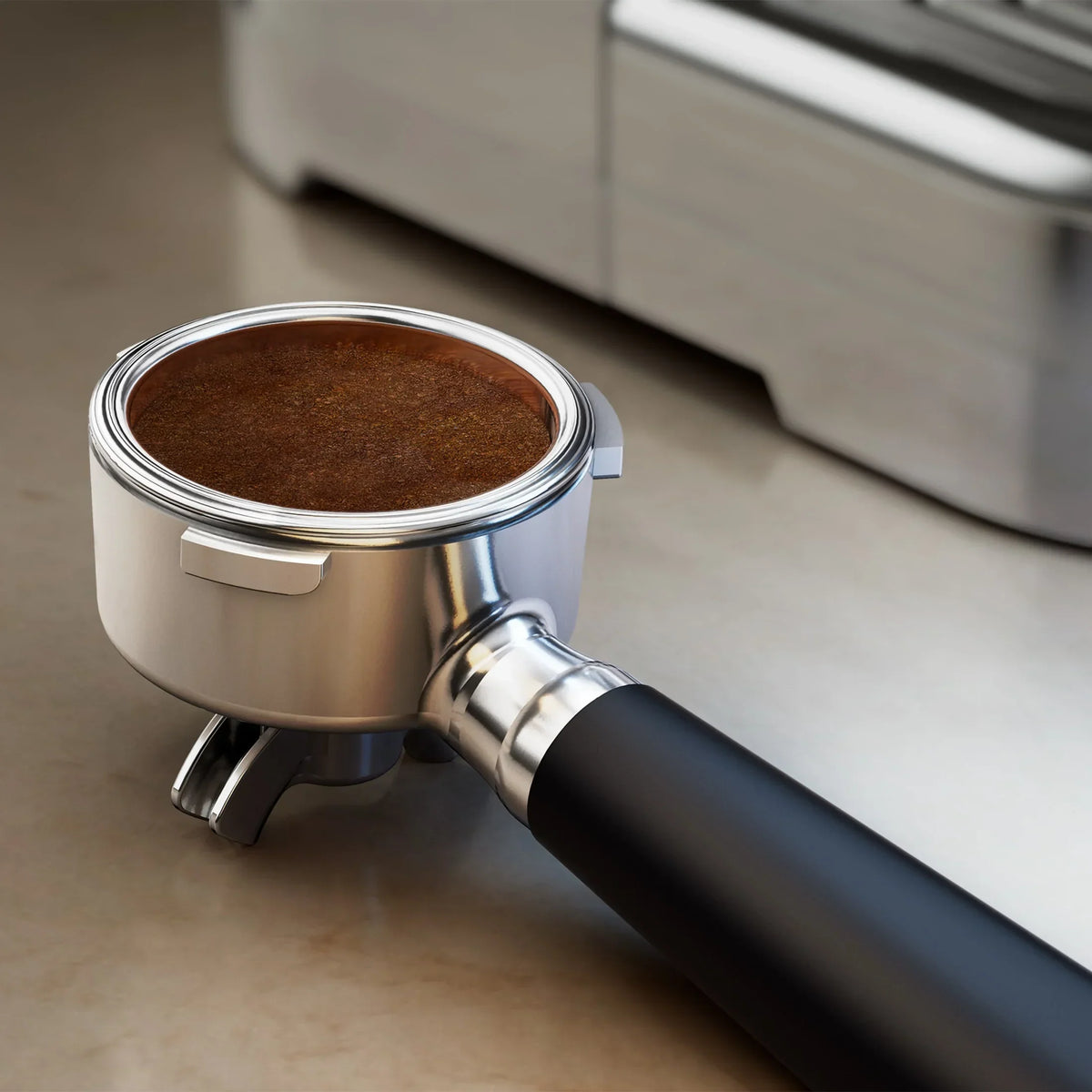Nouveauté 2026 – Machine à expresso semi-automatique Philips Barista Brew avec mousseur à lait, métal argenté