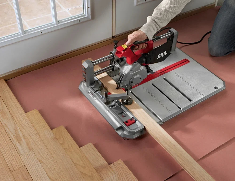 Nouveauté 2026 – Scie à plancher électrique filaire SKIL 3601-02 7 A avec lame de chantier 36 dents