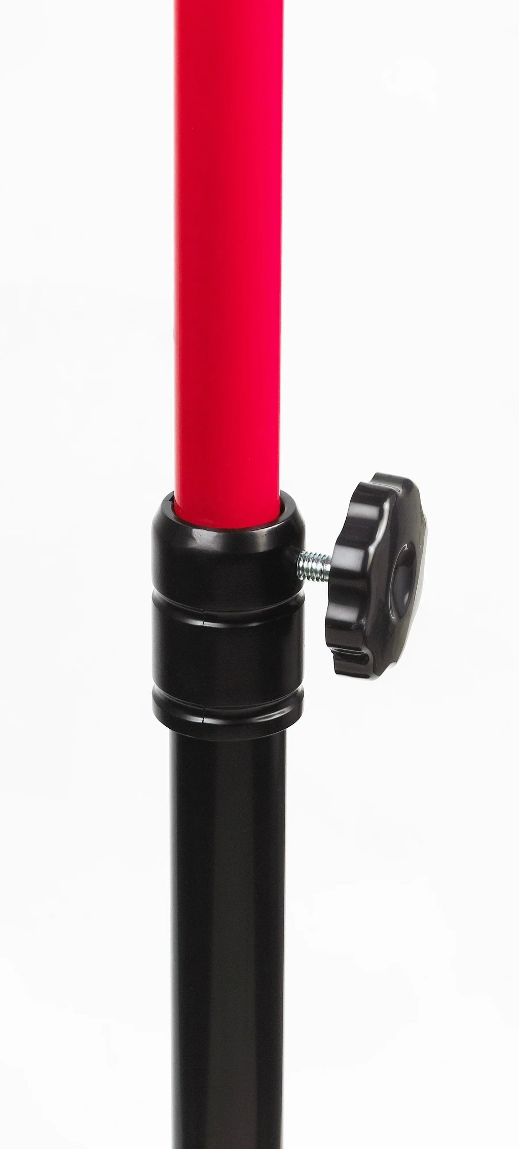 Nouveauté 2026 – Ventilateur sur pied oscillant rouge et noir Hyper Tough 20" à 3 vitesses pour usage commercial et industriel